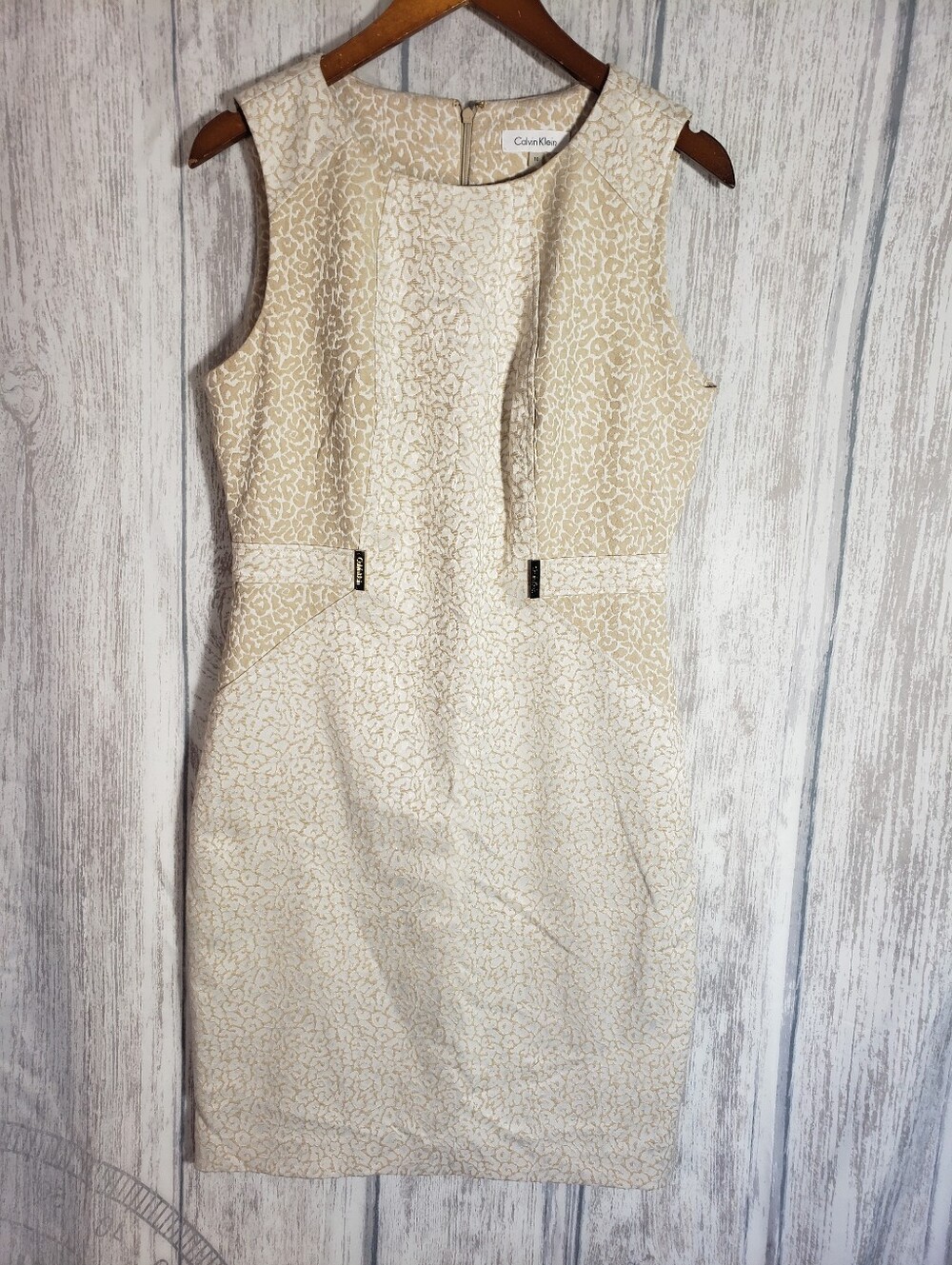 Calvin Klein sleeveless jacquard sheath dress Cream Tan Gold Lined Size 10